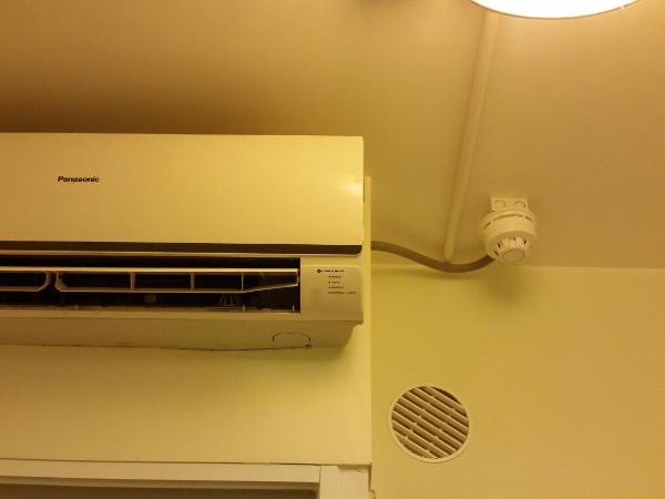 Li Cheng Guesthouse : photo 2 de la chambre petite chambre lits jumeaux