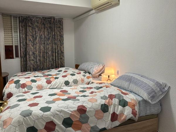 Jerry's Home : photo 6 de la chambre chambre double ou lits jumeaux avec salle de bains commune