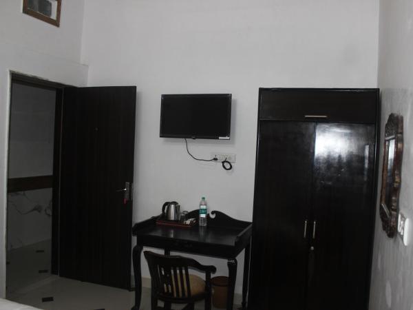 Hotel Lasani Inn : photo 9 de la chambre chambre double Économique