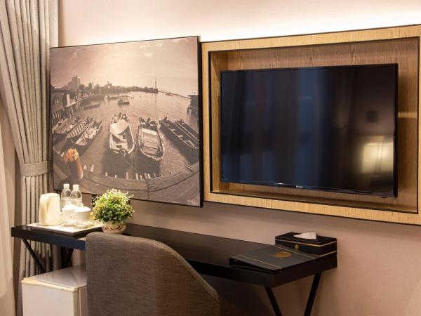 Victoria Garden Hotel : photo 10 de la chambre chambre lit king-size deluxe