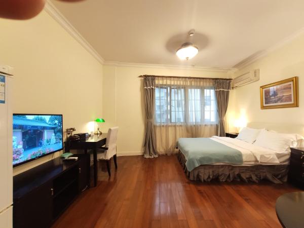 Ladoll Service Apartments : photo 1 de la chambre studio