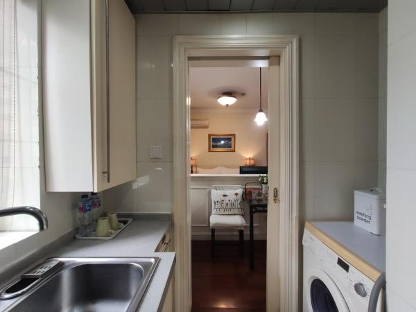 Ladoll Service Apartments : photo 4 de la chambre chambre studio