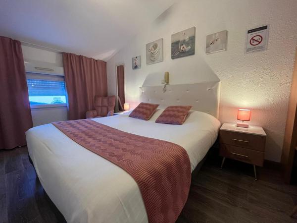 Cit'Hotel Le Cheval Blanc Cognac Centre : photo 7 de la chambre chambre double supérieure