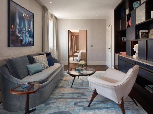 The St. Regis Venice : photo 4 de la chambre suite 1 chambre lit king-size vénitienne - vue sur ville