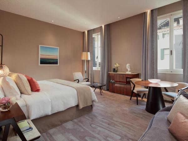 The St. Regis Venice : photo 2 de la chambre chambre lit king-size - vue sur ville