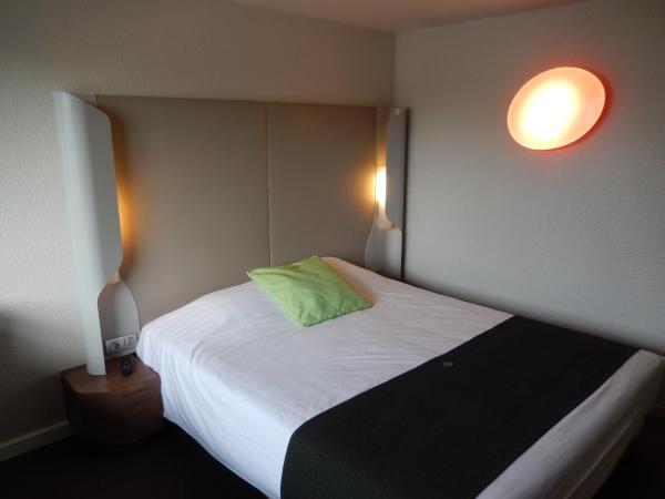 Campanile Biarritz : photo 2 de la chambre chambre double supérieure