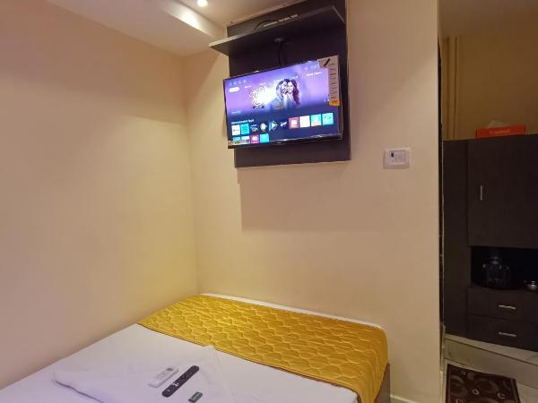 Hotel Powai Residency : photo 1 de la chambre chambre double Économique