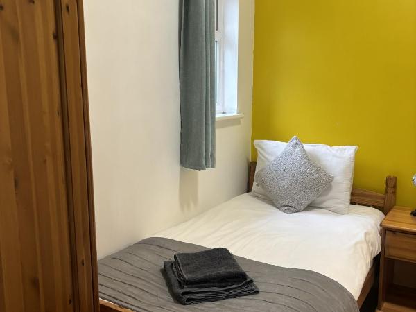 Boscombe Spa Hotel : photo 1 de la chambre chambre simple avec salle de bains privative