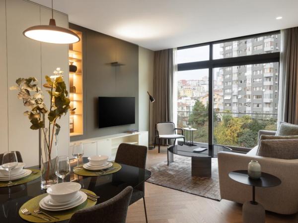 Marriott Executive Apartments Istanbul Fulya : photo 2 de la chambre appartement 3 chambres avec balcon - vue sur ville