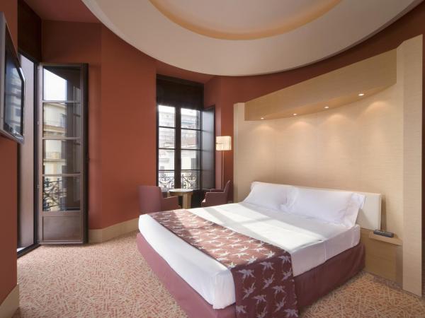 UNAHOTELS Napoli : photo 4 de la chambre chambre double supérieure