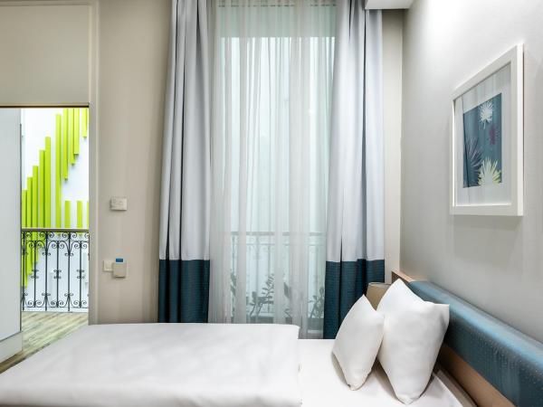 Atrium Fashion Hotel : photo 4 de la chambre chambre double ou lits jumeaux – vue sur atrium