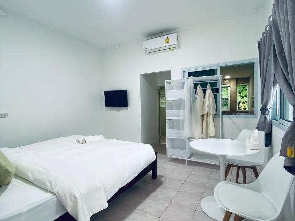 SLAV accommodation : photo 2 de la chambre appartement supérieur