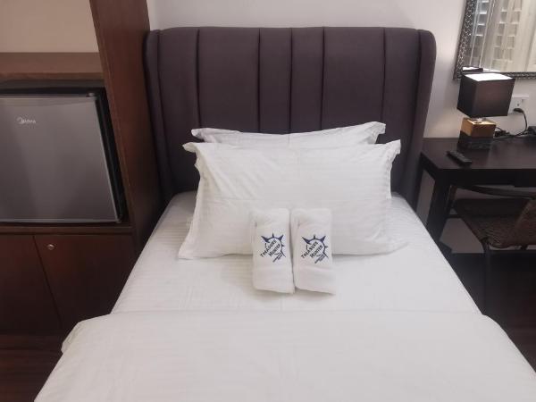 TREASURE HUNTER At Heritage Georgetown : photo 3 de la chambre chambre simple avec salle de bains privative