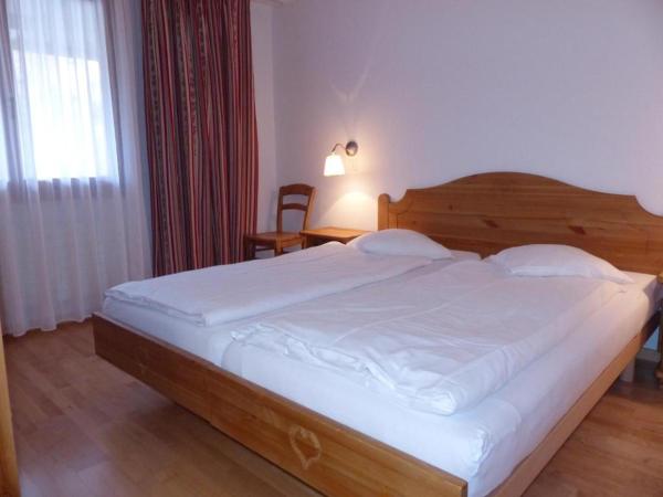 Résidence Panorama Villars S.A. : photo 6 de la chambre appartement avec vue sur la montagne