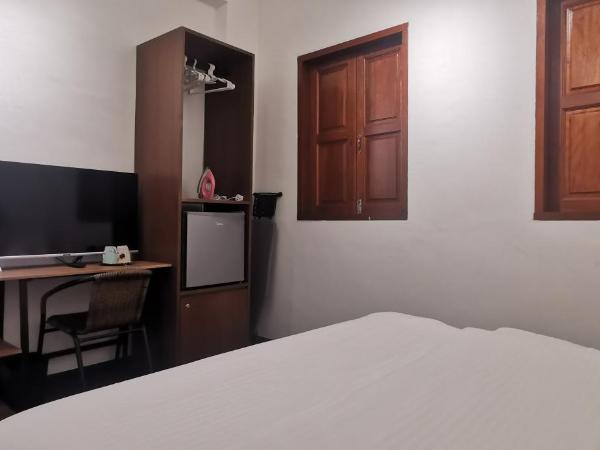 TREASURE HUNTER At Heritage Georgetown : photo 5 de la chambre chambre double avec salle de bains privative