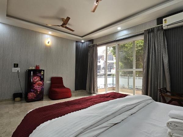 Place to stay in Gurugram : photo 8 de la chambre chambre double deluxe avec balcon