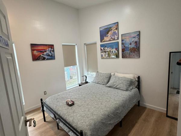 Santoniri private room : photo 7 de la chambre chambre double avec salle de bains privative