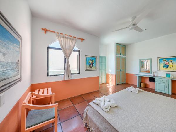 Hotel Flor de Maria : photo 5 de la chambre chambre lit king-size