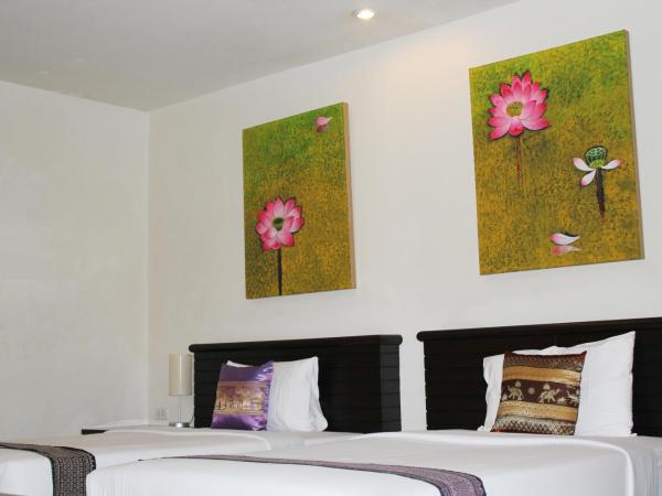 Lub Sbuy Hostel : photo 7 de la chambre standard twin room - no window