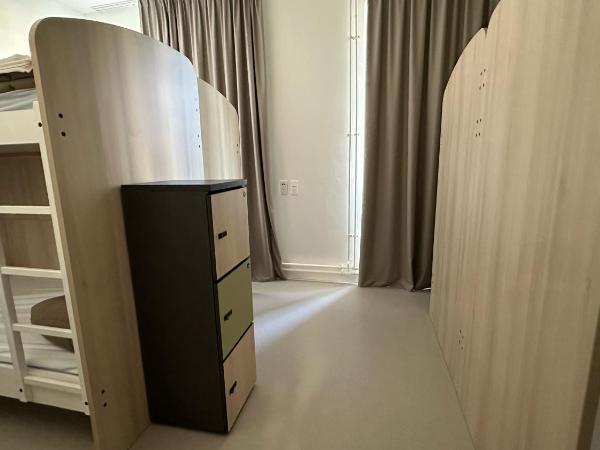 La Brasserie Hostel : photo 2 de la chambre lit dans dortoir mixte de 8 lits