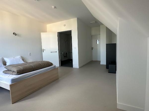 La Brasserie Hostel : photo 3 de la chambre chambre double - accessible aux personnes à mobilité réduite