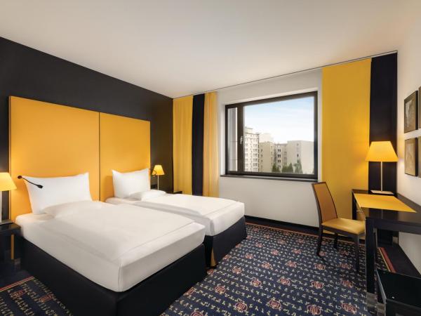 Vienna House Easy by Wyndham Katowice : photo 2 de la chambre chambre accessible