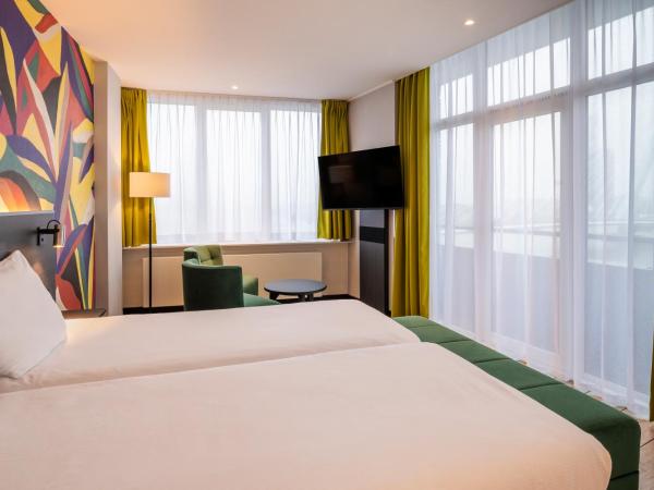 Thon Hotel Rotterdam City Centre : photo 2 de la chambre chambre double supérieure avec balcon