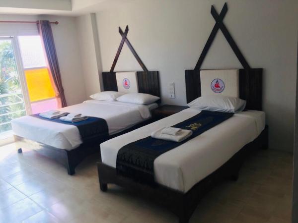 Saensukkho Green Hotel & Resort : photo 1 de la chambre chambre familiale