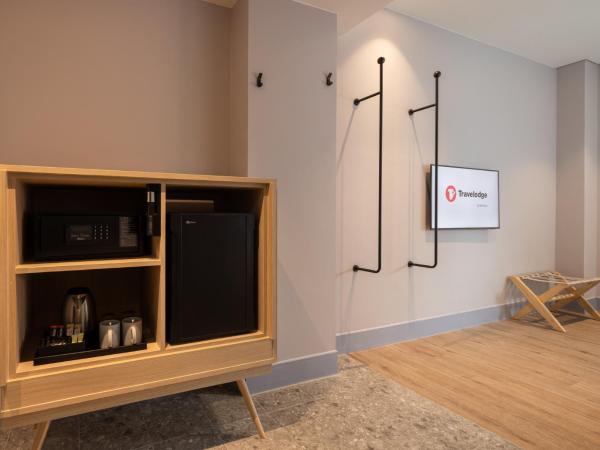 Travelodge Nimman : photo 7 de la chambre chambre lits jumeaux standard