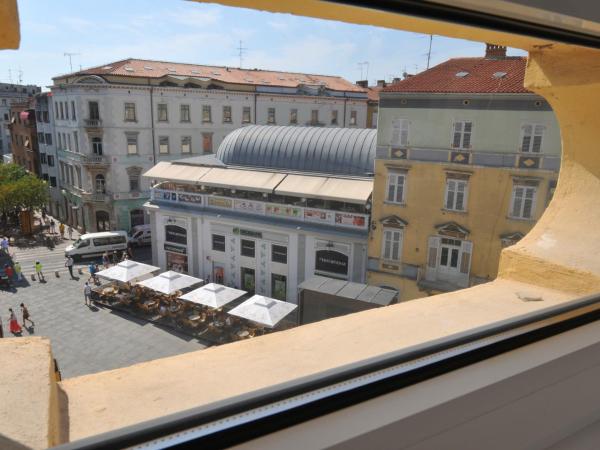 Boutique Suites Joyce : photo 2 de la chambre chambre double ou lits jumeaux mansardée