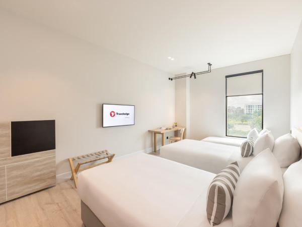 Travelodge Nimman : photo 3 de la chambre chambre triple standard