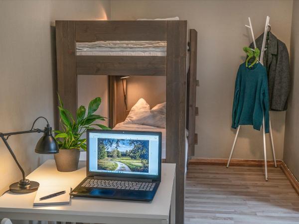 Göteborgs Bed & Breakfast : photo 3 de la chambre chambre familiale avec salle de bains privative