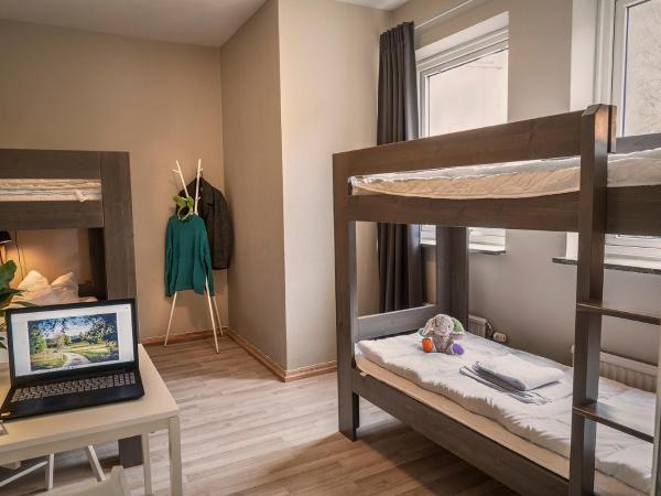 Göteborgs Bed & Breakfast : photo 2 de la chambre chambre familiale avec salle de bains privative