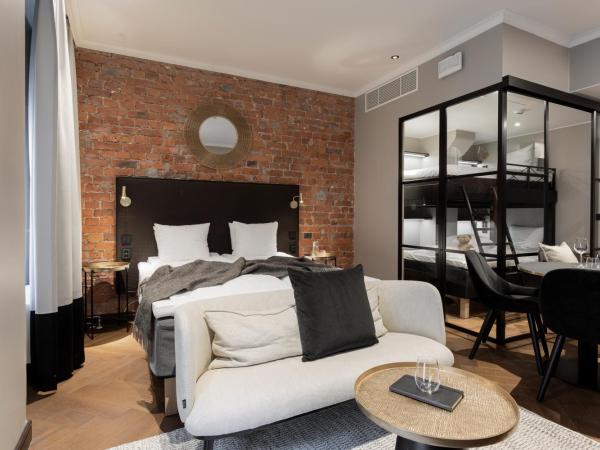 Bob W Koti Katajanokka : photo 1 de la chambre spacious family studio