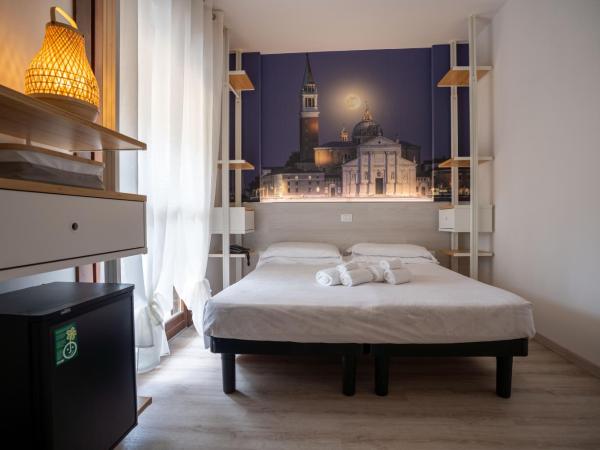 Hotel Germania : photo 4 de la chambre chambre triple