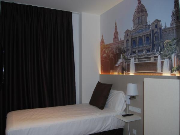 Hotel BESTPRICE Gracia : photo 3 de la chambre chambre simple deluxe