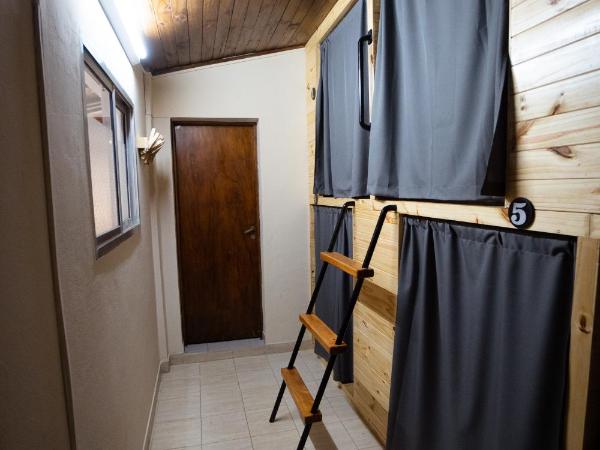 LEAD Pods Hostel : photo 2 de la chambre lit dans dortoir pour femmes de 6 lits