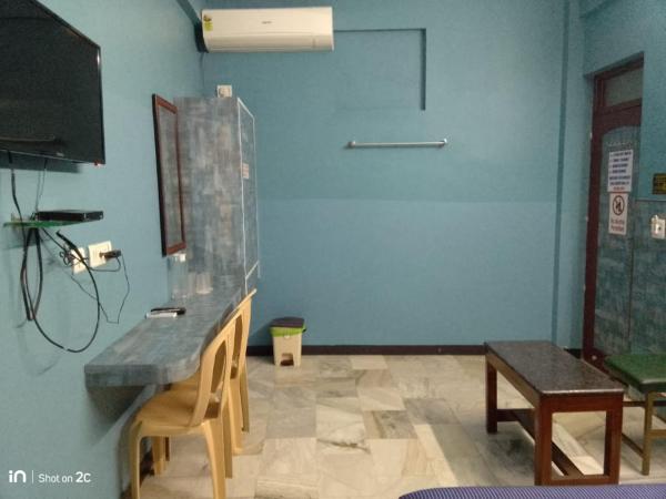 SM MANSION near Harbour & High court : photo 1 de la chambre chambre double deluxe (2 adultes + 1 enfant)