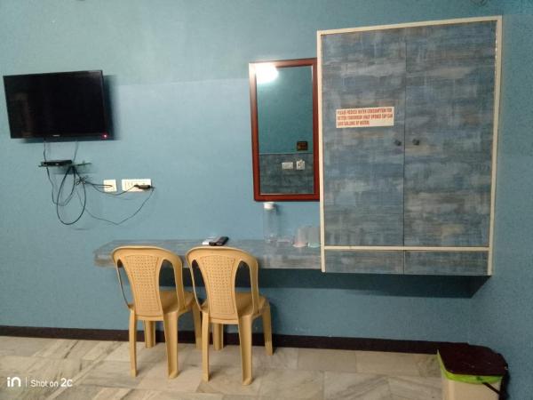 SM MANSION near Harbour & High court : photo 3 de la chambre chambre double deluxe (2 adultes + 1 enfant)