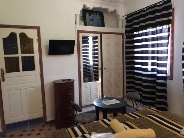 Hôtel Riad Gnaoua : photo 7 de la chambre chambre double (1-2 adultes)