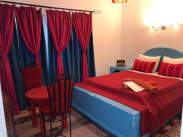 Hôtel Riad Gnaoua : photo 4 de la chambre chambre double (1-2 adultes)