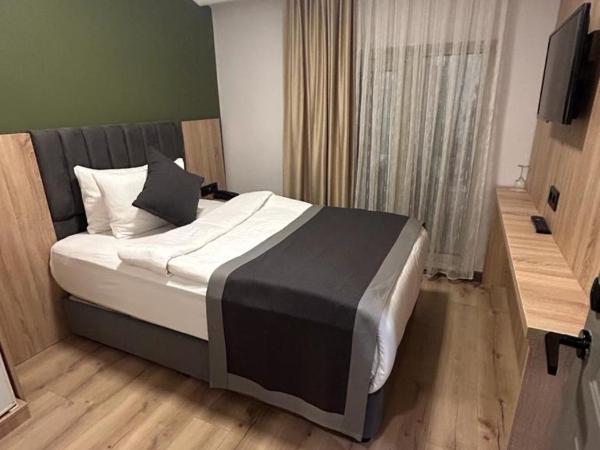 Pendik Marine Hotel : photo 1 de la chambre chambre simple standard