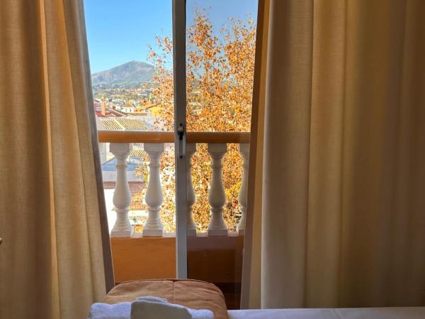 Hostal San Felipe : photo 6 de la chambre chambre double avec salle de bains privative