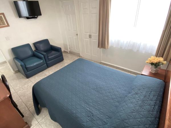 Hotel Qualitel Plus : photo 7 de la chambre chambre lit queen-size