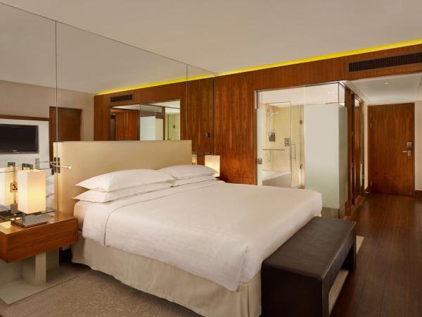 Sheraton Grand Hotel & Spa : photo 2 de la chambre chambre 1 lit king-size deluxe