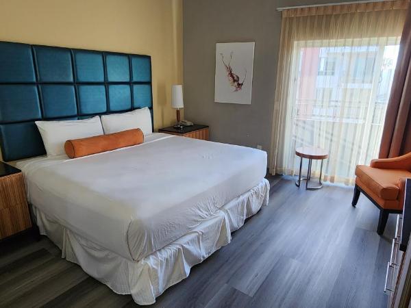 Porto Vista Hotel In Little Italy : photo 1 de la chambre junior suite one king with balcony