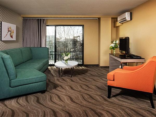 Porto Vista Hotel In Little Italy : photo 2 de la chambre one bedroom bay view suite
