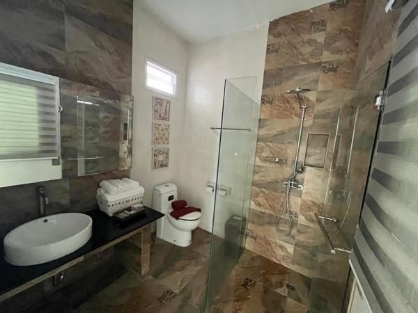 Green Gallery Beach Boutique Hotel : photo 10 de la chambre villa familiale avec piscine - côté plage