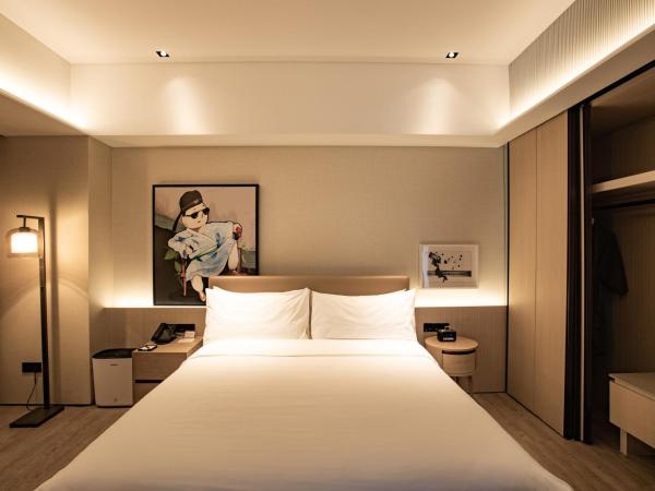 Artyzen Habitat Dongzhimen Beijing : photo 9 de la chambre hébérgement lit king-size - sanctuaire 90