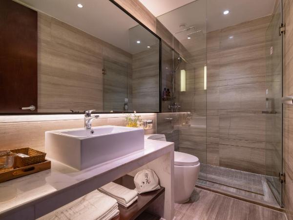 Xunguang Hotel - Chongqing Liangjiang Happiness Plaza : photo 5 de la chambre chambre standard lit queen-size